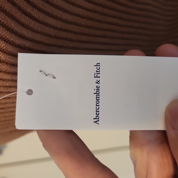 Abercrombie & Fitch Women's Brown ribbed and Tan Crop-top  NWT - Picture 5 of 7